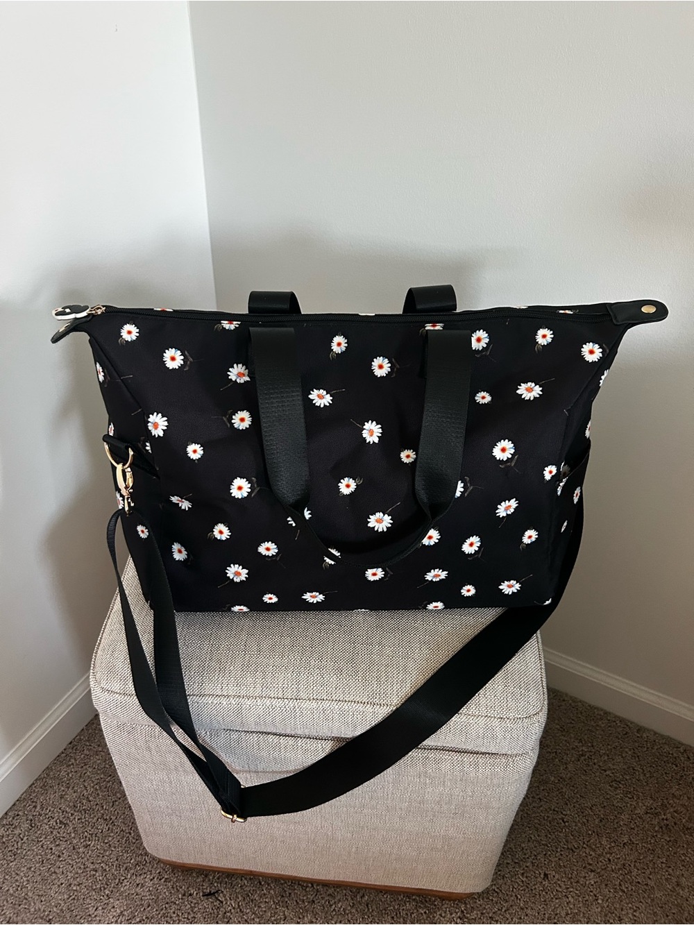 Alice + Olivia Black Daisy Print Tote with Crossbody Strap